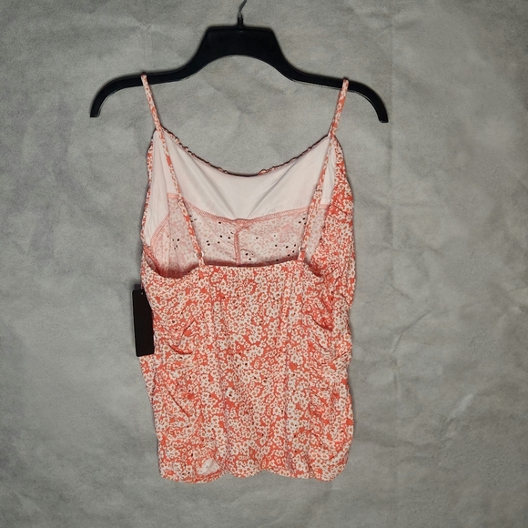 Willow Young Contemporary Plus Size Top - Picture 2 of 11